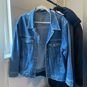 DENIM JACKET